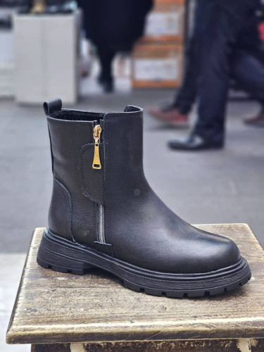 نیم بوت زنانه تمام چرم طبیعی بسیار سبک کد ۵۷۵