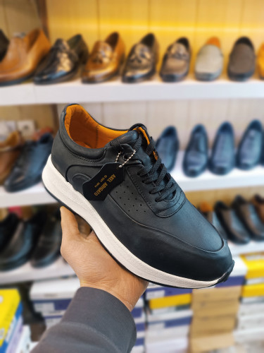 کفش اسپورت مردانه تمام چرم طبیعی کد ۷۴۶