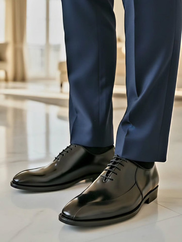 کفش مجلسی مردانه تمام چرم مدل جدید کد ۷۸۱