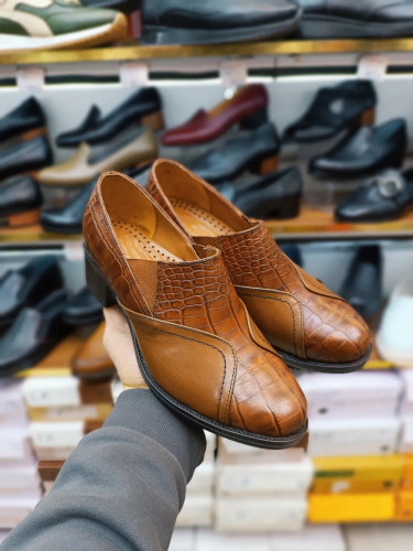 کفش زنانه تمام چرم مدل جدید با کیفیت